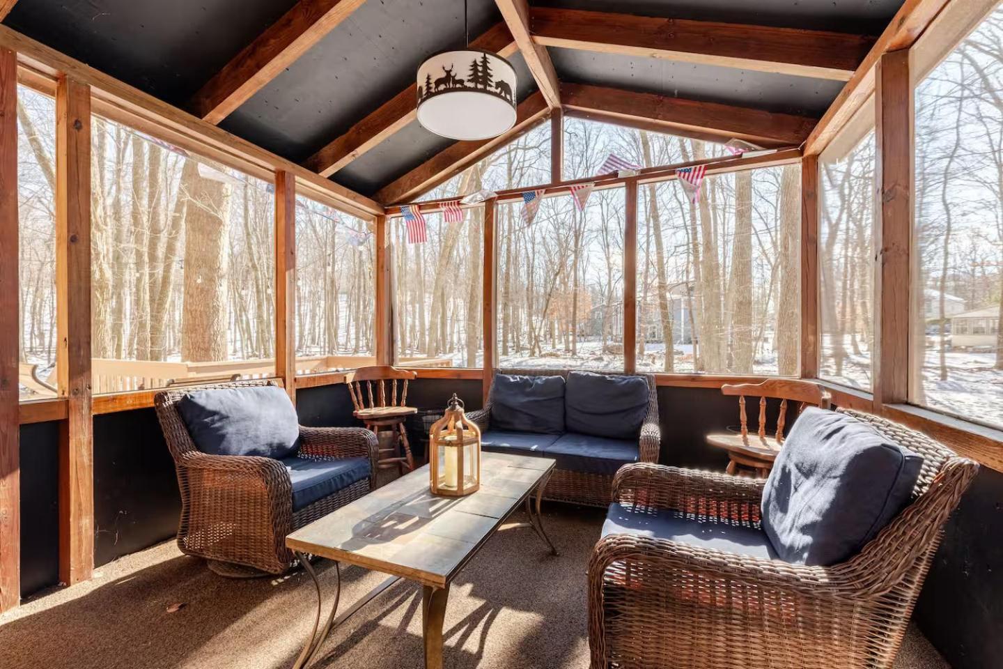 Cozy Cabin At Poconos With Hot Tub And Fire Pit East Stroudsburg Eksteriør bilde